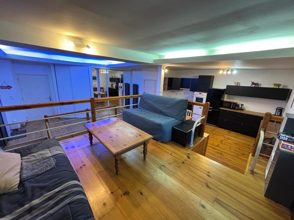 Luchon Loft De Charme Lägenhet Bagnères-de-Luchon Exteriör bild